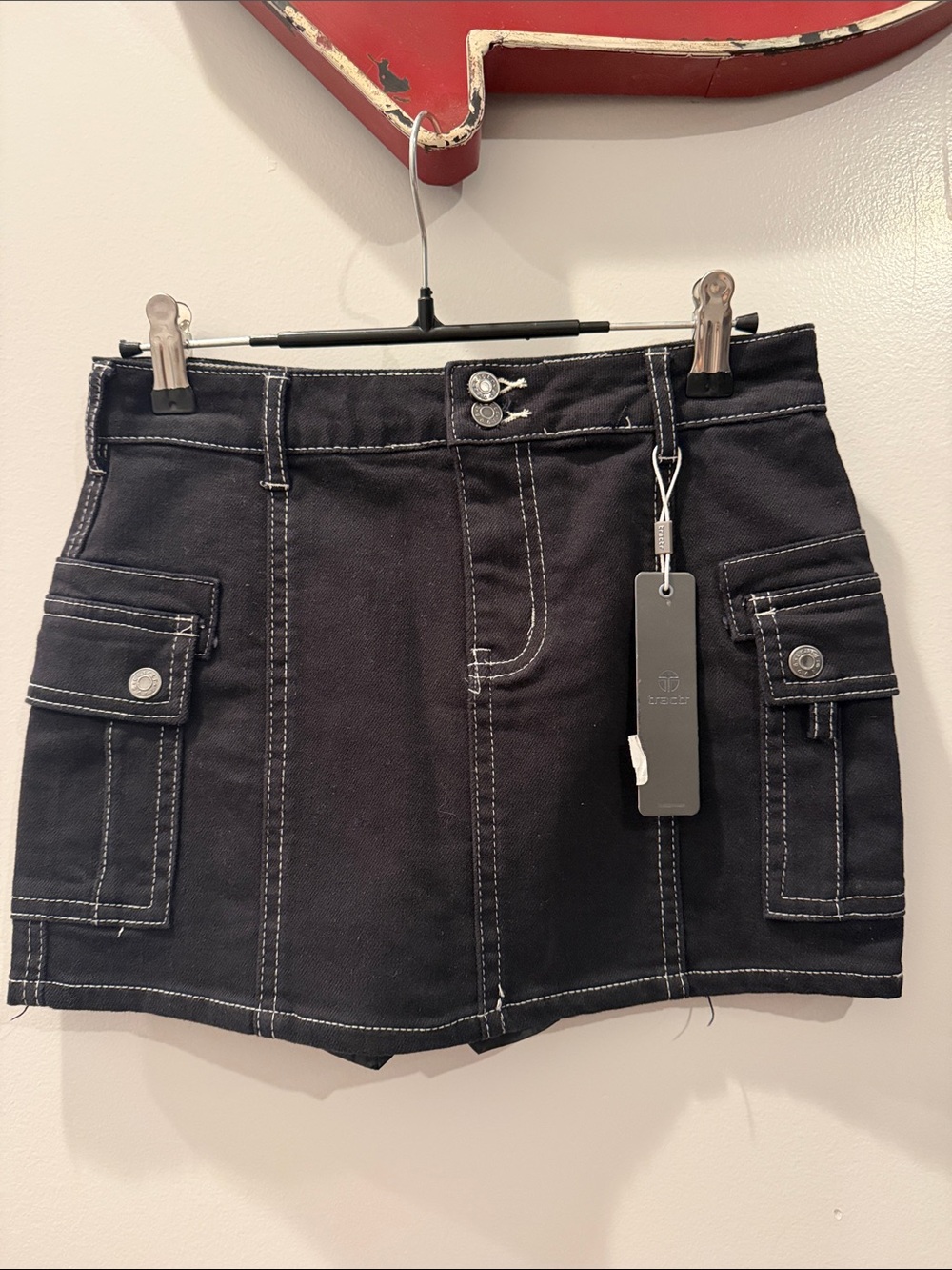 Tractr Black Cargo Skort with White Contrast Stitching